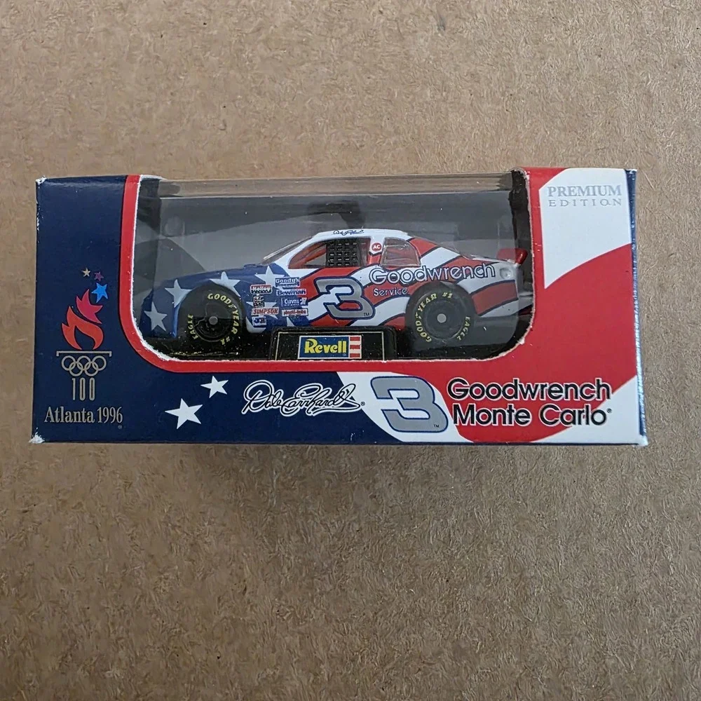 Revell 96 Atlanta Olympics #3 Dale Earnhardt Goodwrench Monte Carlo 1:24 + 1:64